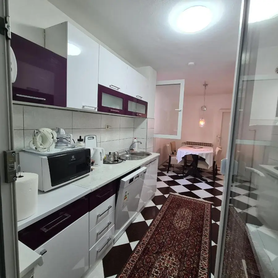 Family stay apartment Share