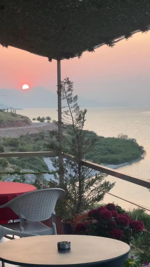 Bella Vista