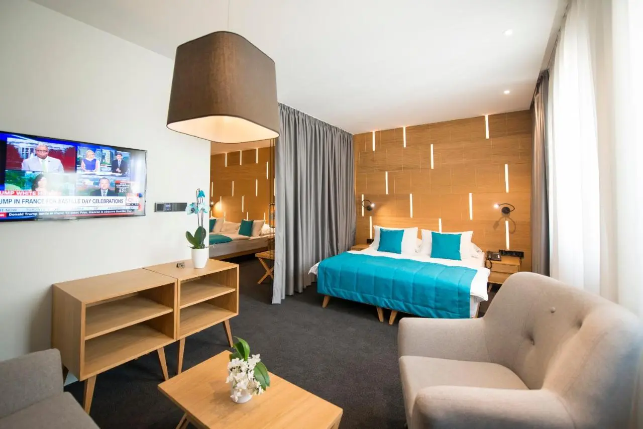 Hotel Sana