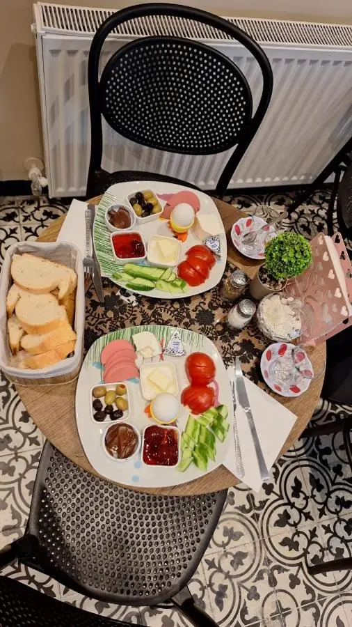 Nine Rooms by taksim