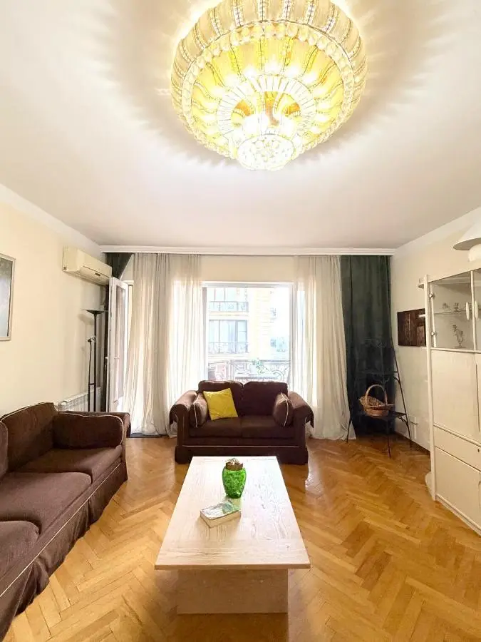 La Mia Apartment Formula 1 view