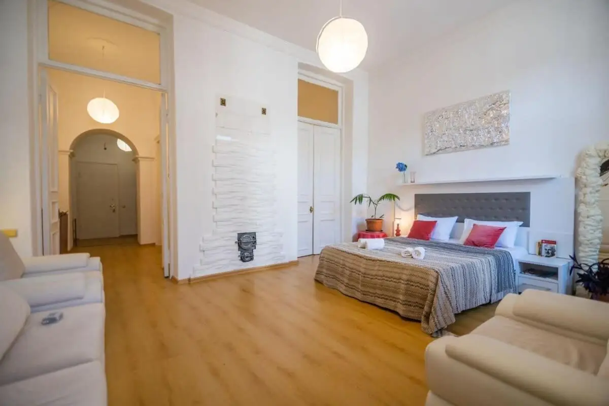 1BR Apt In Old Batumi by Wehost