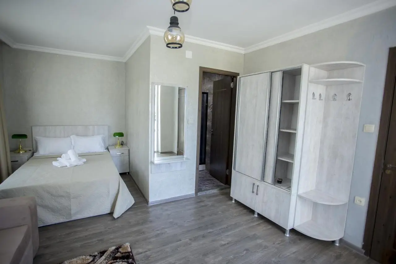 Hotel Garanti