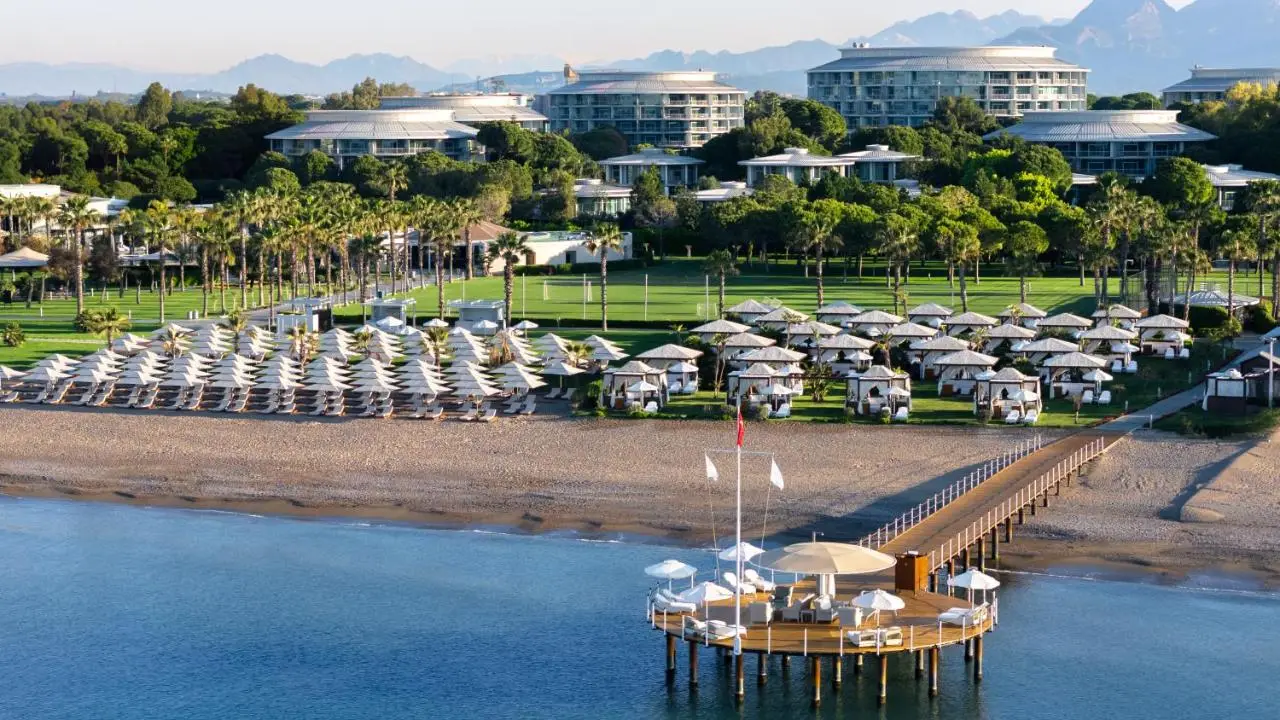 Calista Luxury Resort