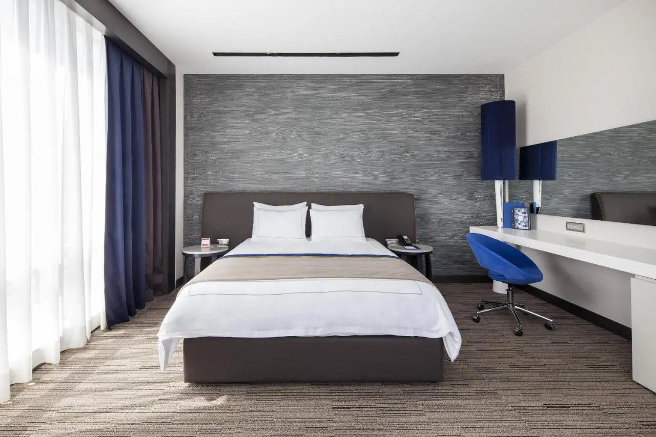 Ramada Hotel & Suites by Wyndham Izmir Kemalpasa