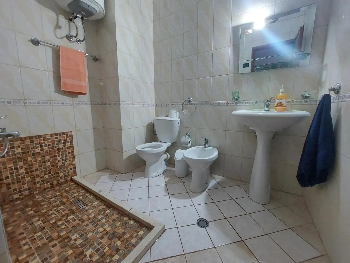 Era's apartment