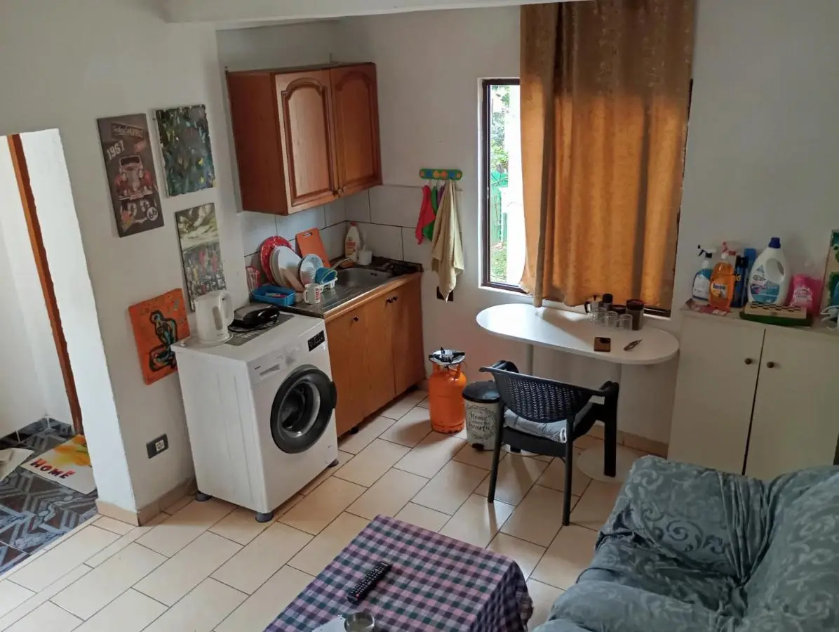 Private Flat In House 17