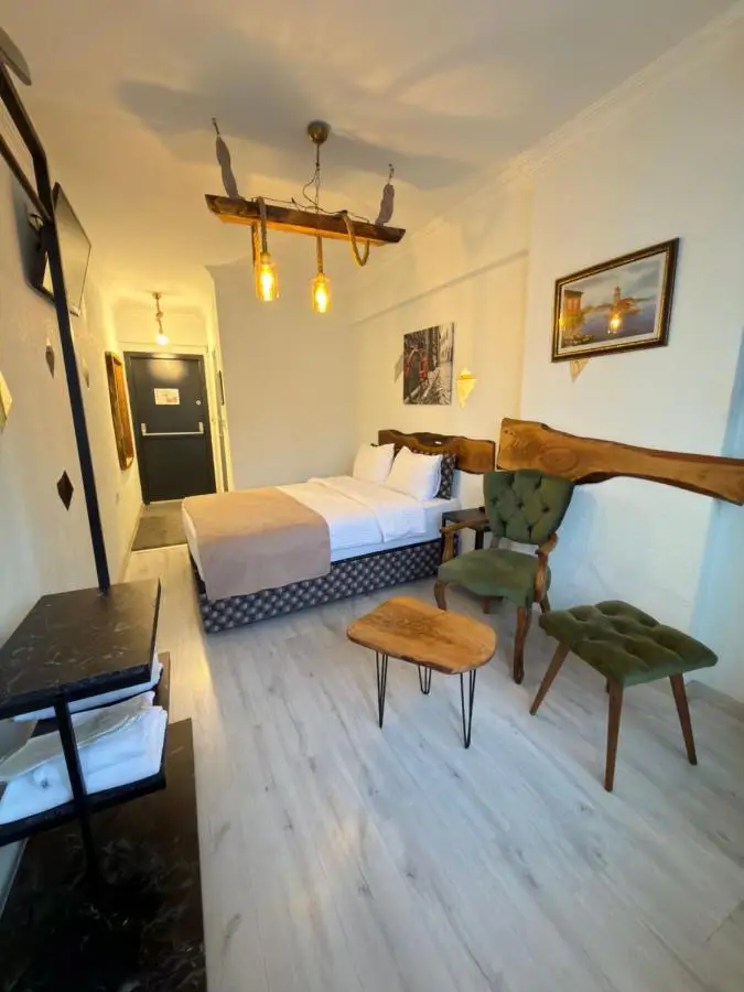 PANDAN KARAKOY SUİT