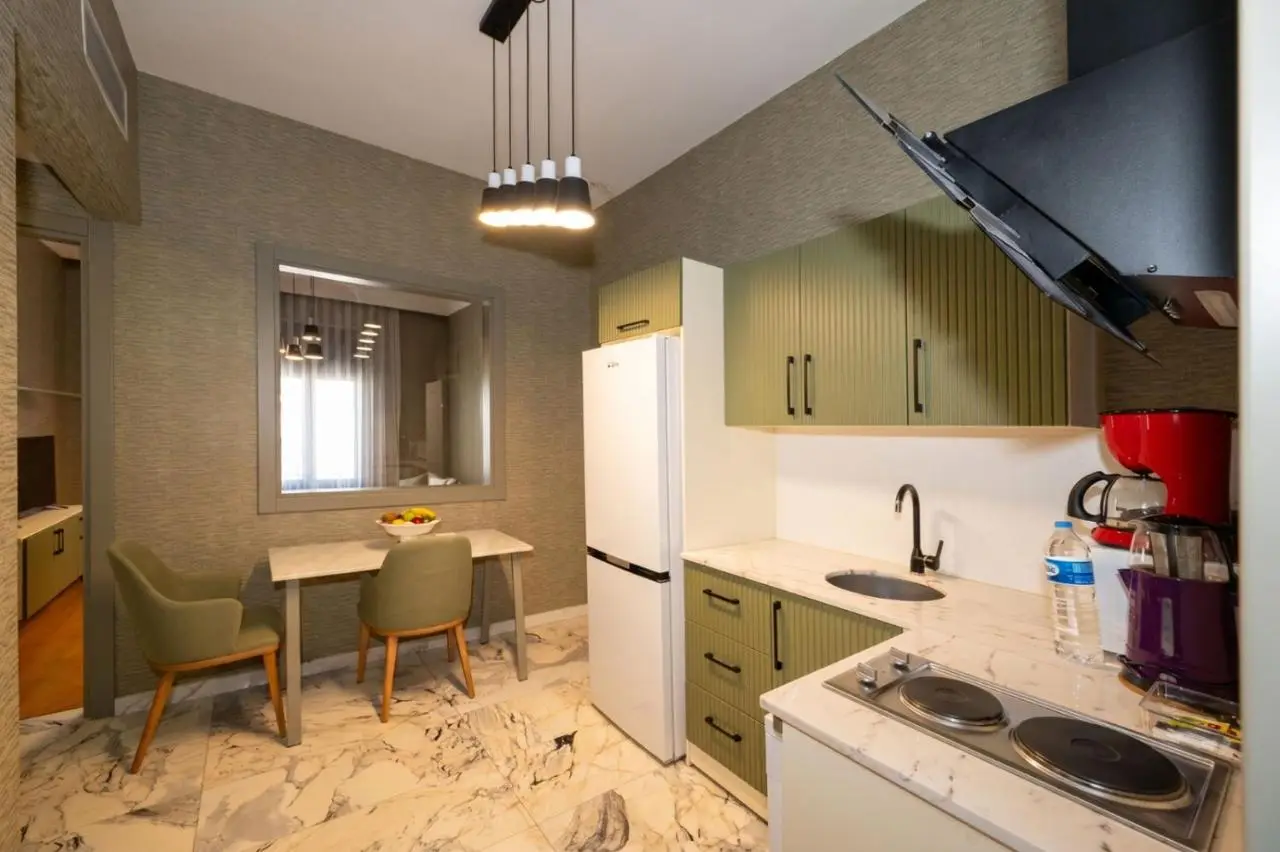 Monev Suites Hotel