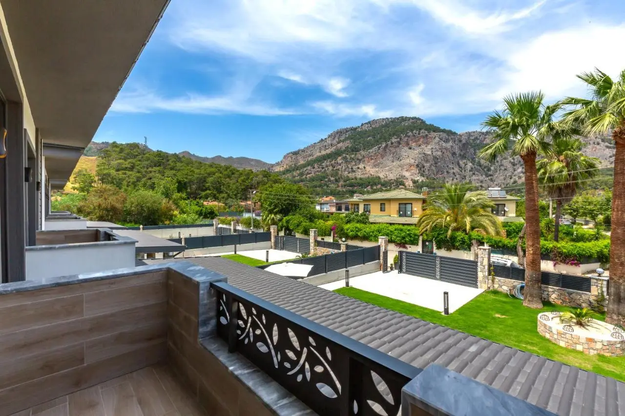 Villa Palmiye by Villa Safiya