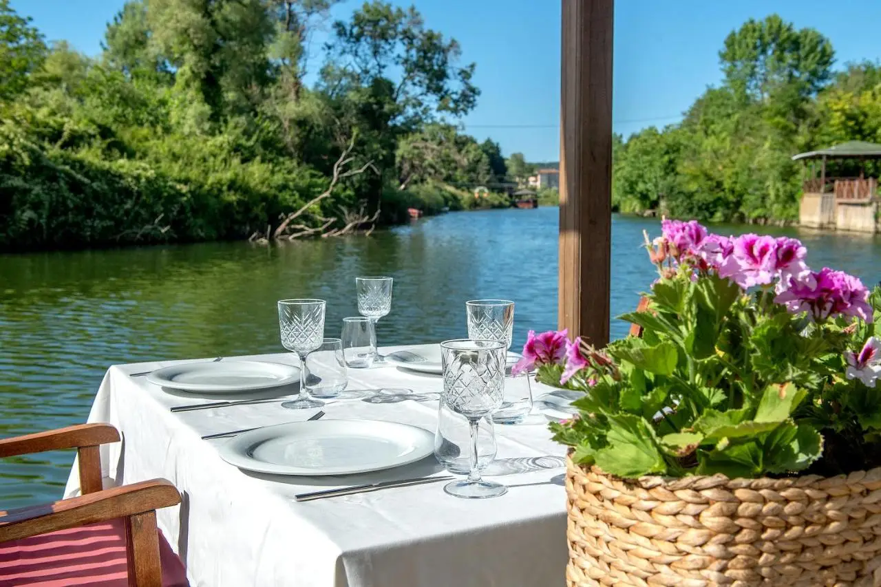 Wineport Lodge Agva Riverside Hotel & Winery
