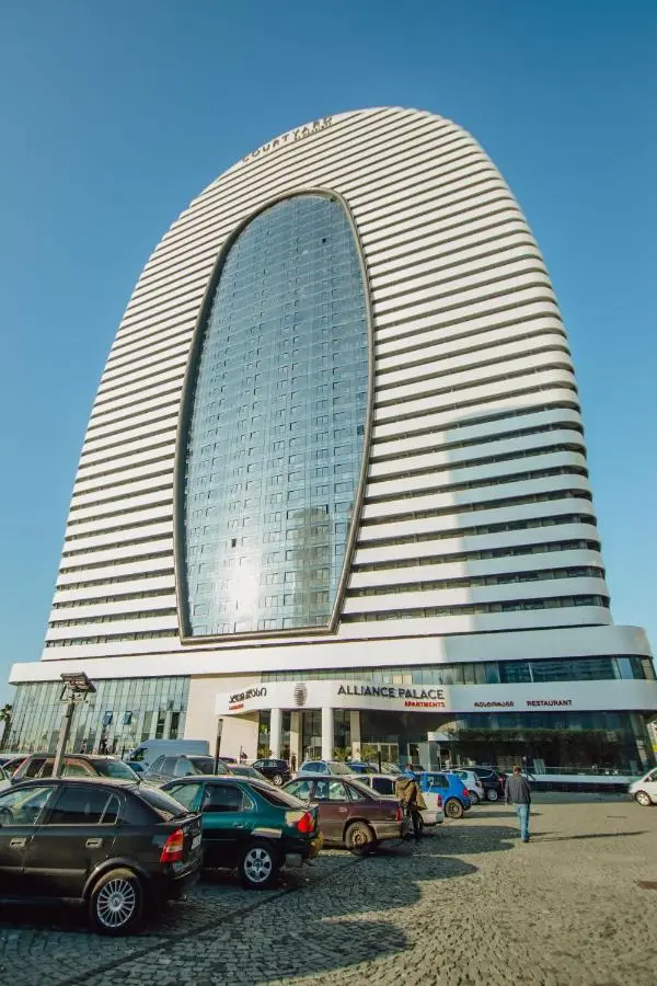 Viva beach Apartments in Alliance palace