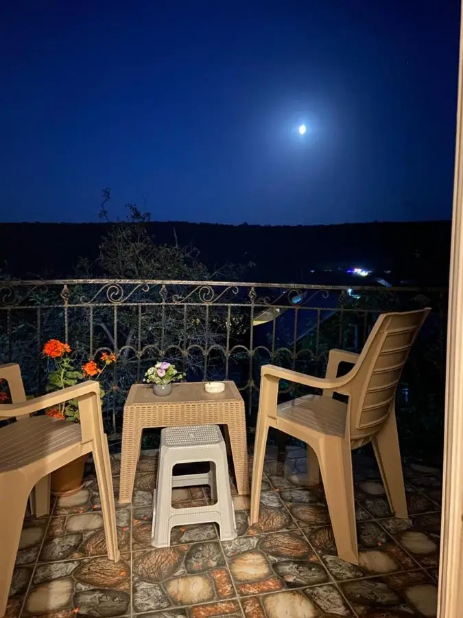 GUEST House