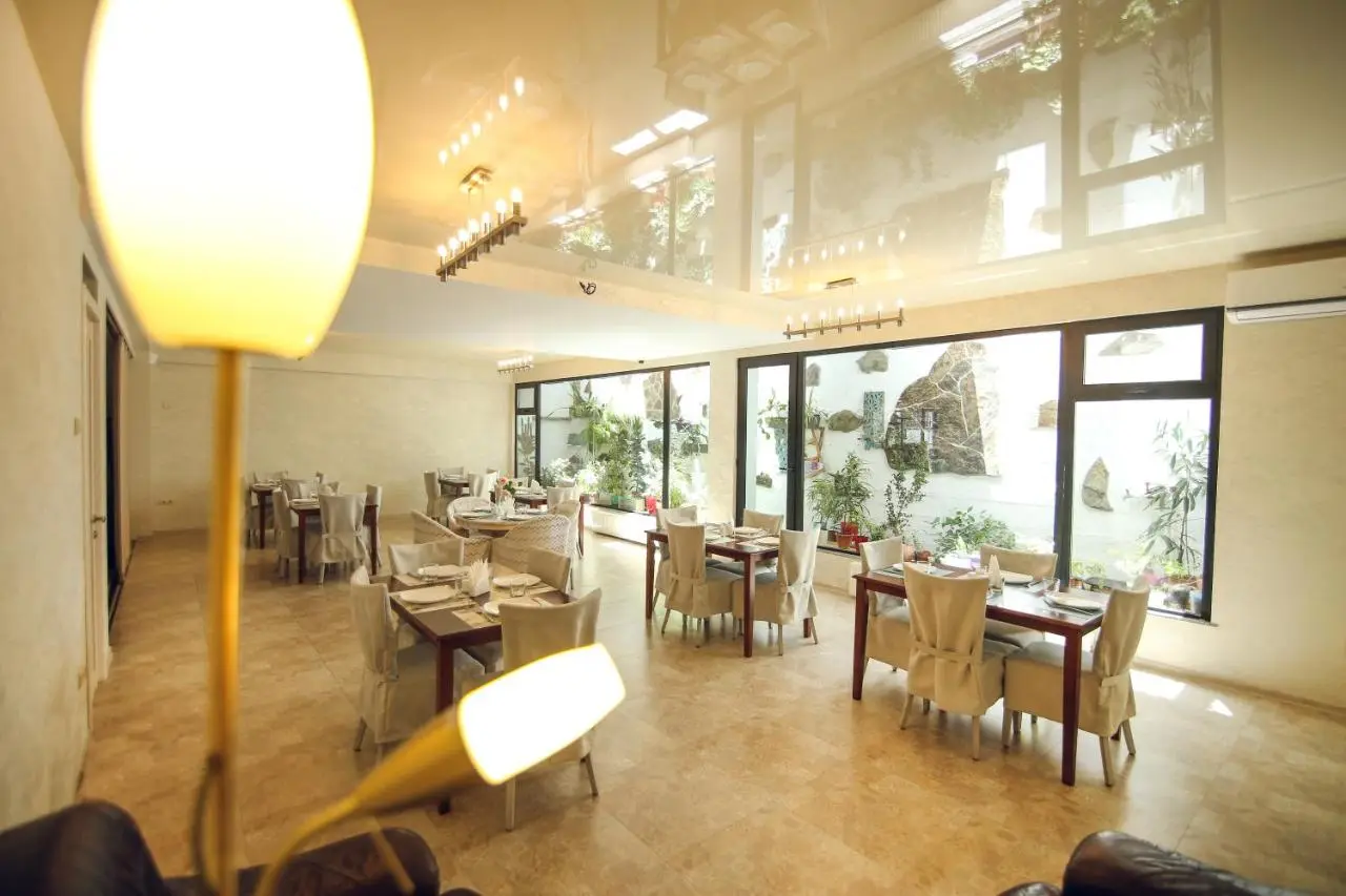 Hotel Kera