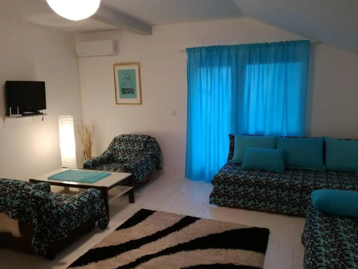 Cherry flower ( Trešnjin Cvet ) apartment