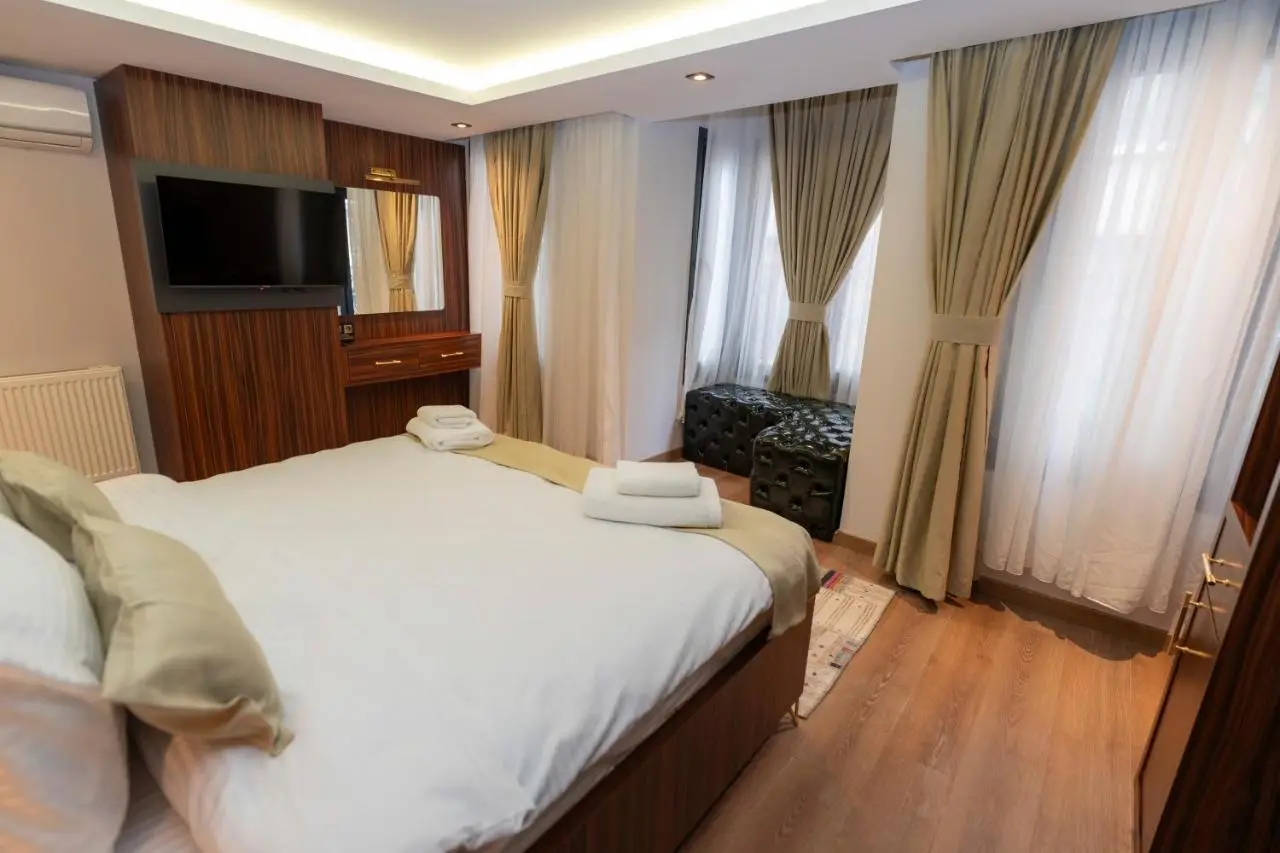 THE MUA LUXURY HOMEs