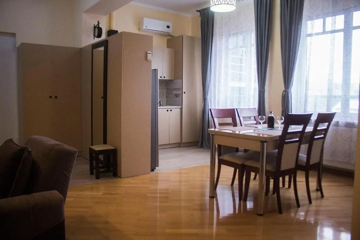 Asterias Apartment
