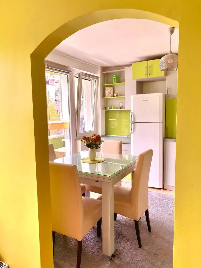 GREEN Apartment