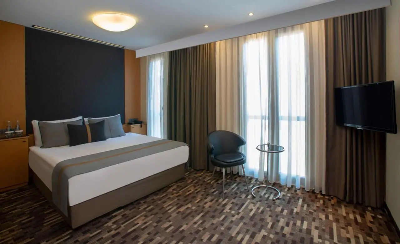 Tan Hotel - Special Category