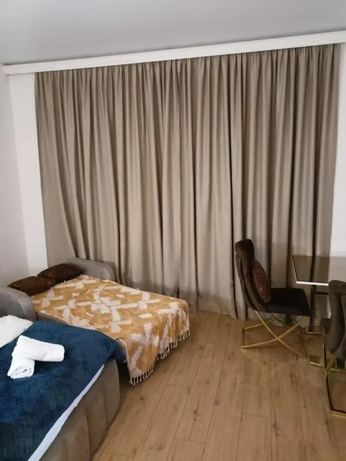 Solo Visit Apartments 1710 B