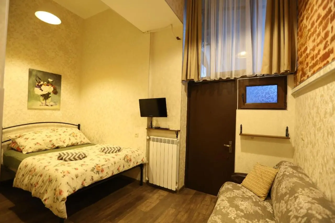 Luky apartment on Rustaveli Ave.
