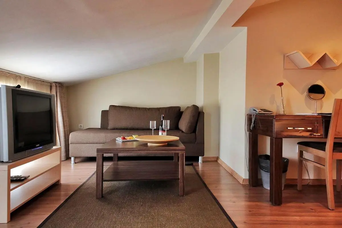 Derpa Suite Hotel