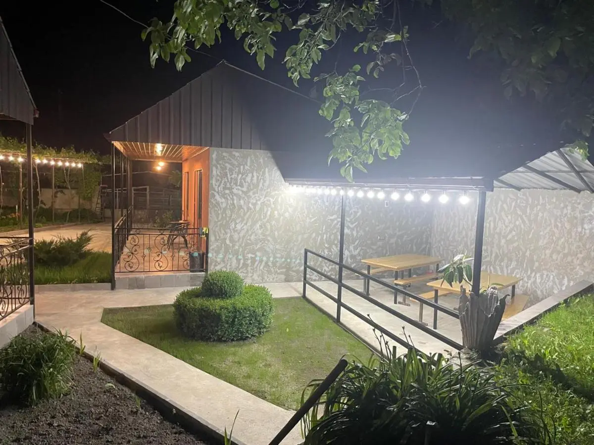Tsiskari Guesthouse