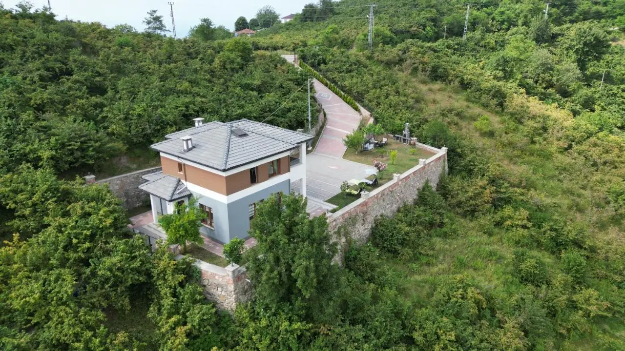 Villa saklı bahçe