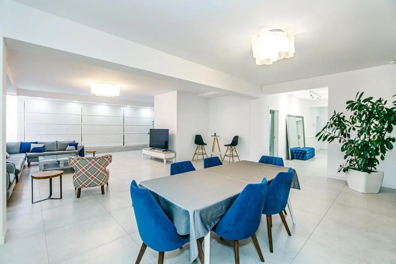 LUXURY SKY Apartment MEGAFUN Residance