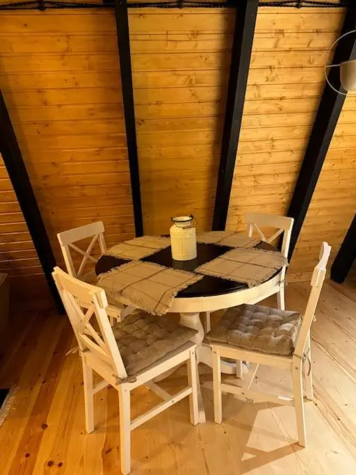 Vintage Cabin