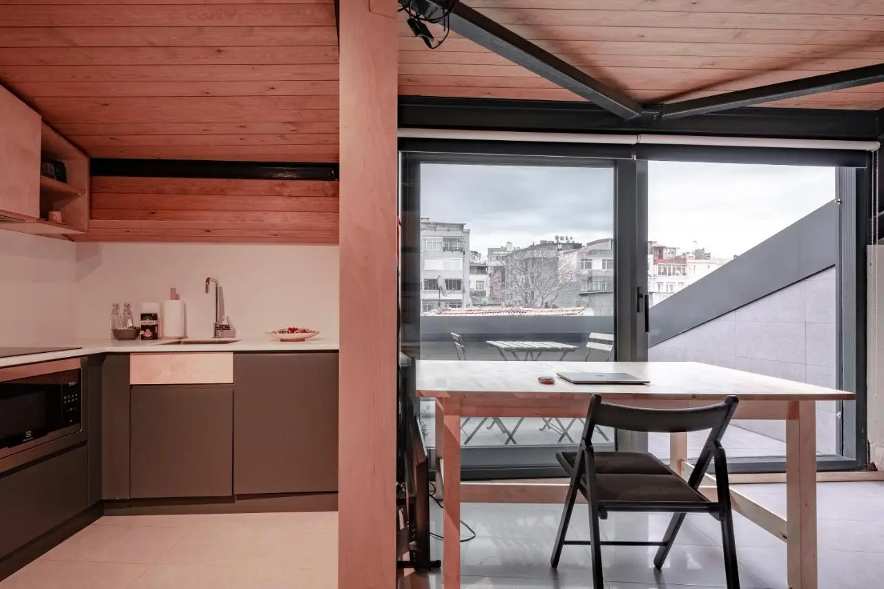 Homie Suites - ''Loft 27'' Urban Comfort Suites in the Heart of Cihangir