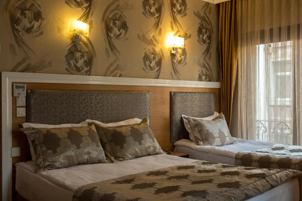 Grand Rosa Hotel
