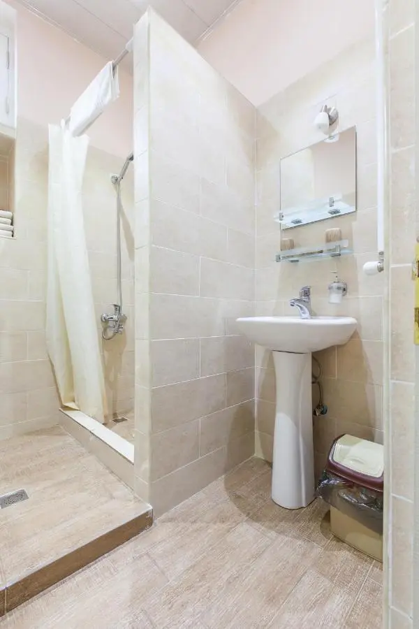 Apartment On Saadi Str Old Tbilisi
