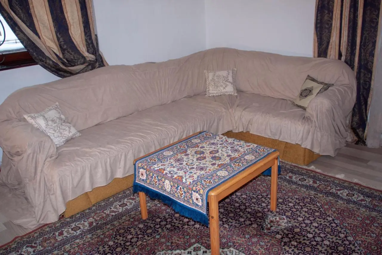 Guest House Fena