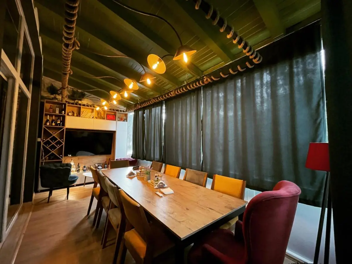 GRAND JNK Boutique Hotel