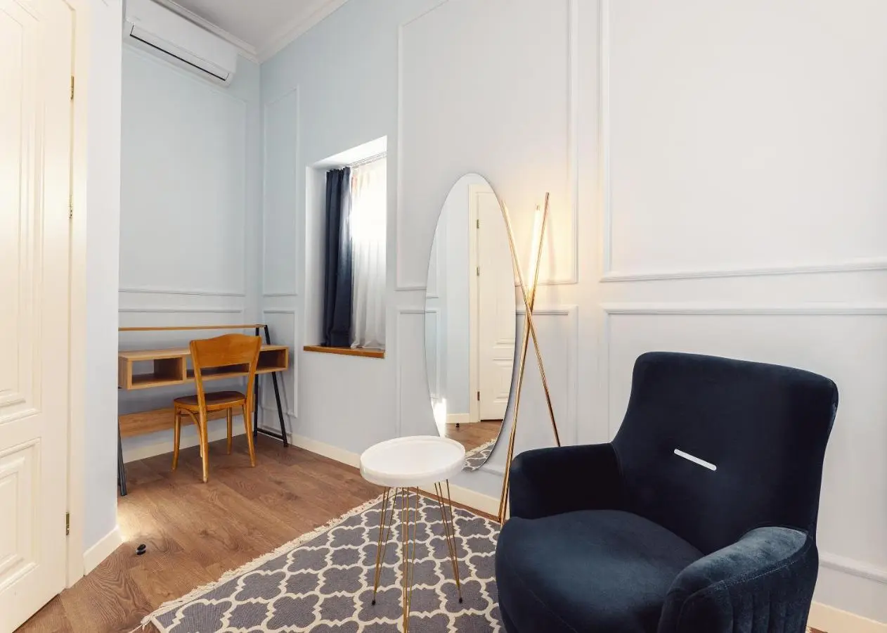 Hotel Manufacturer In Old Tbilisi