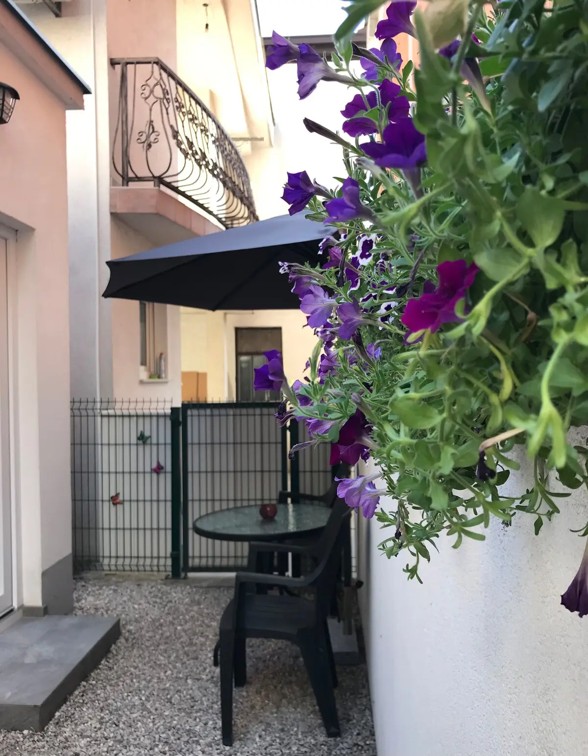 Maida's Place 2 (free secure gated parking)