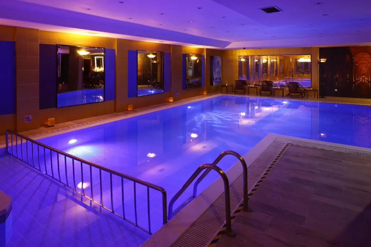 Grand Halic Goldenhorn