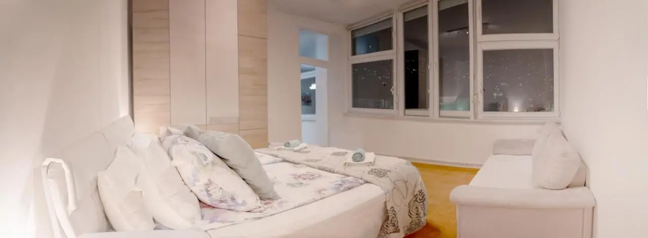 Central Apartment Mirza