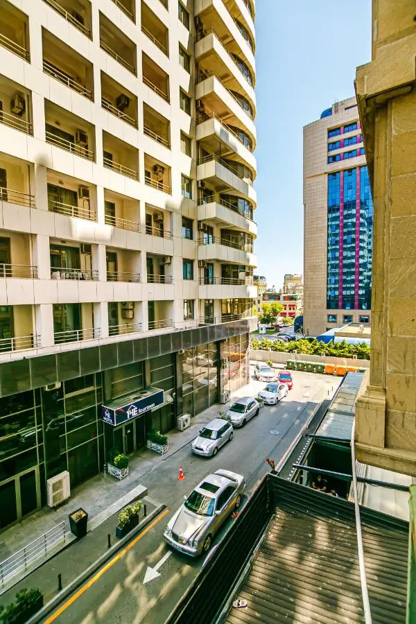 Konsul Apartment Nizami Street