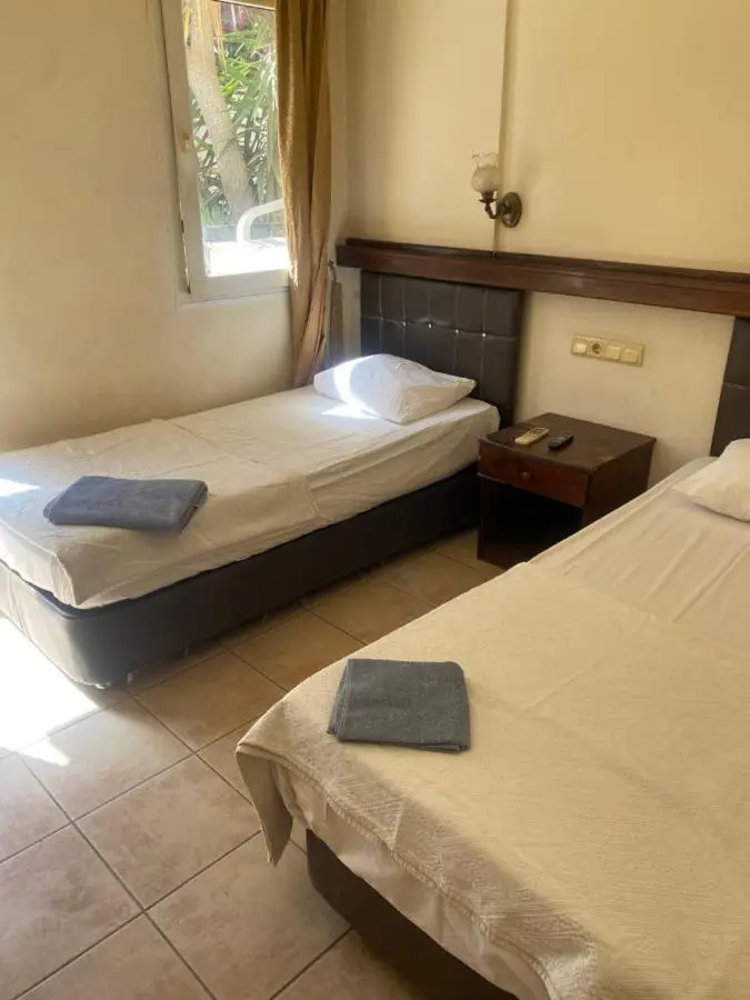 GTH GLORİA GÜMBET HOTEL