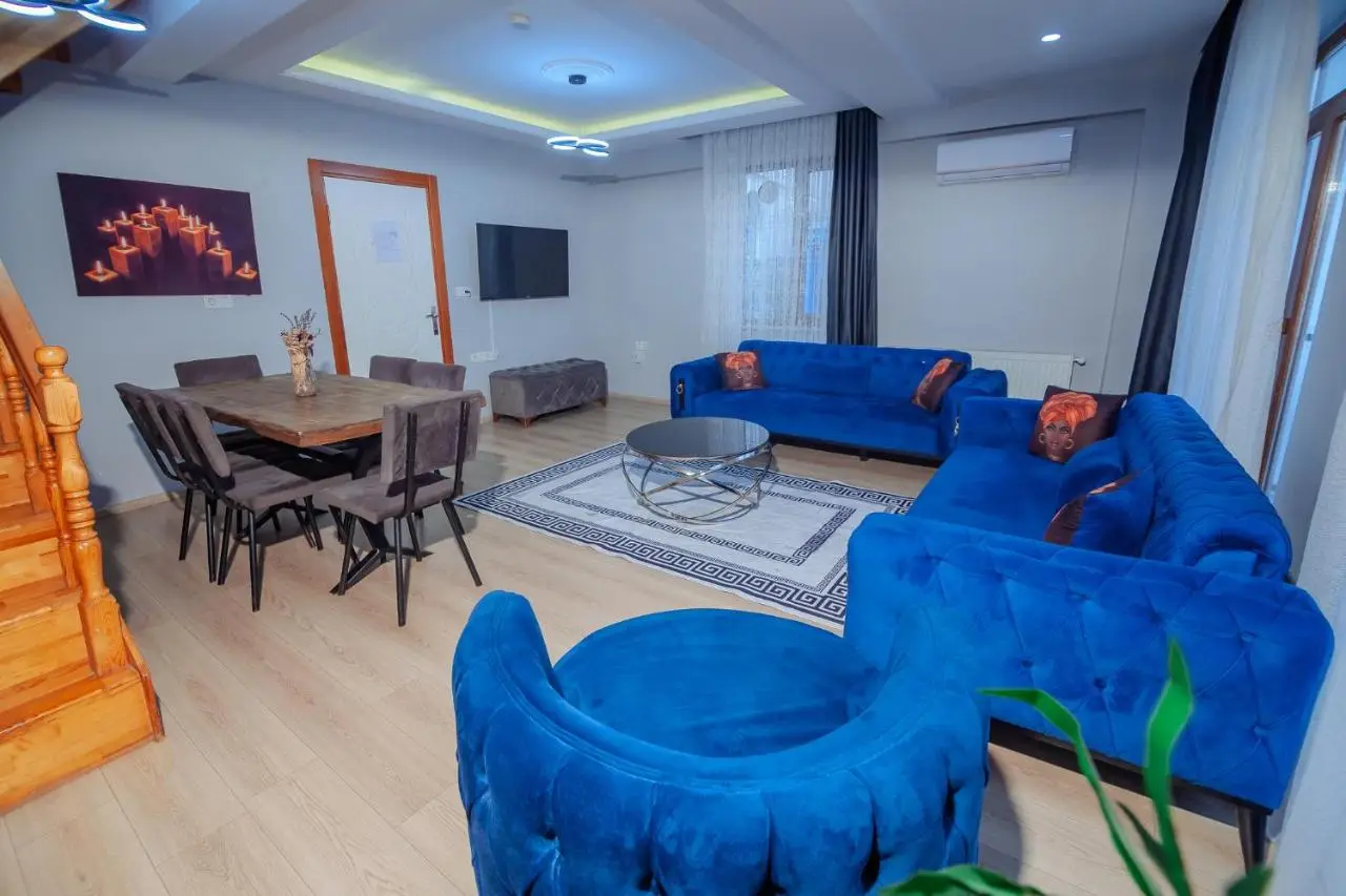 White Moon Suites