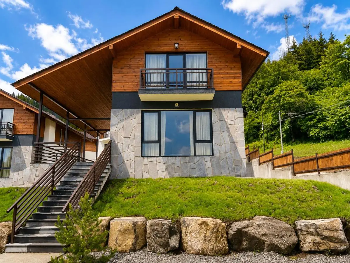 Crown Villa Bakuriani