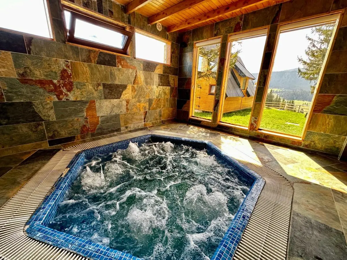 Vlasic Odmor - Villa Krajina IV & jacuzzi
