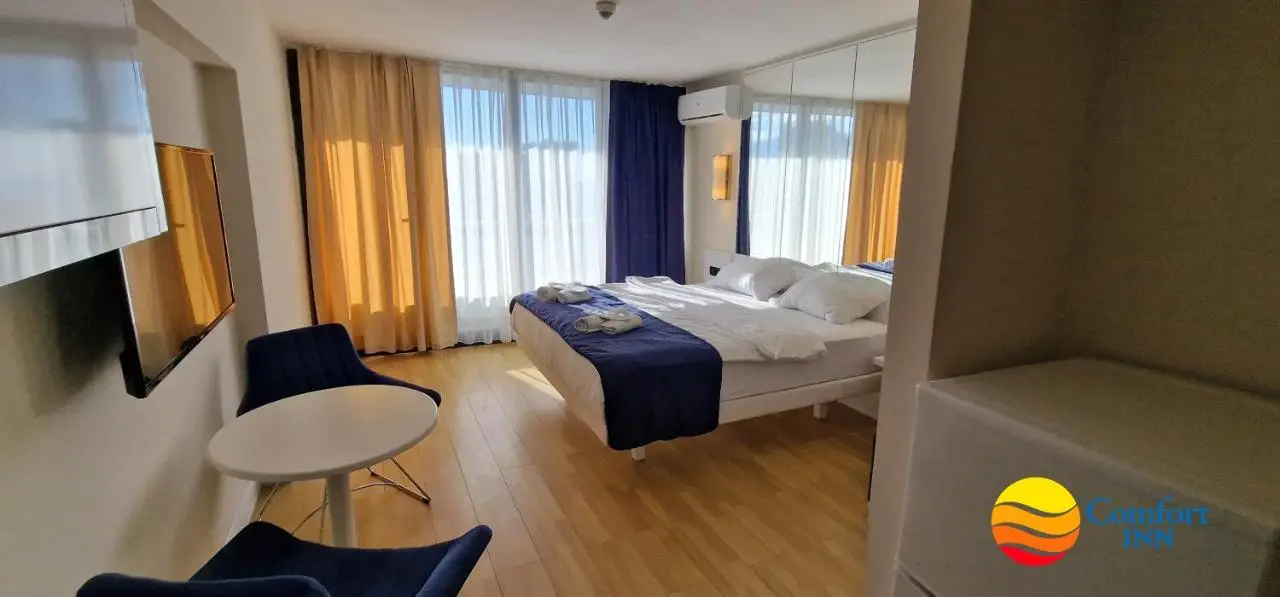 Comfort Inn ☆ Orbi City