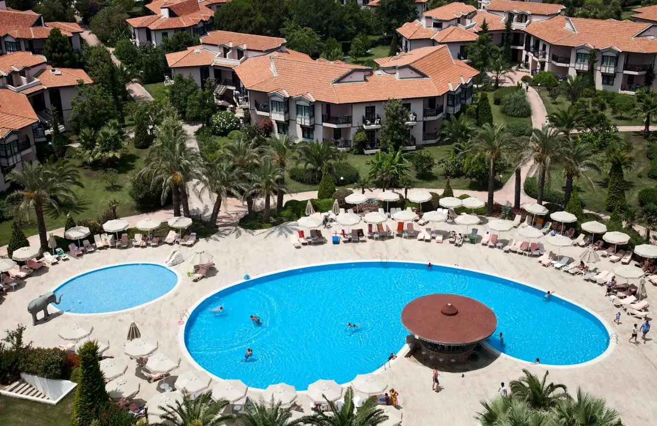 Starlight Resort Hotel