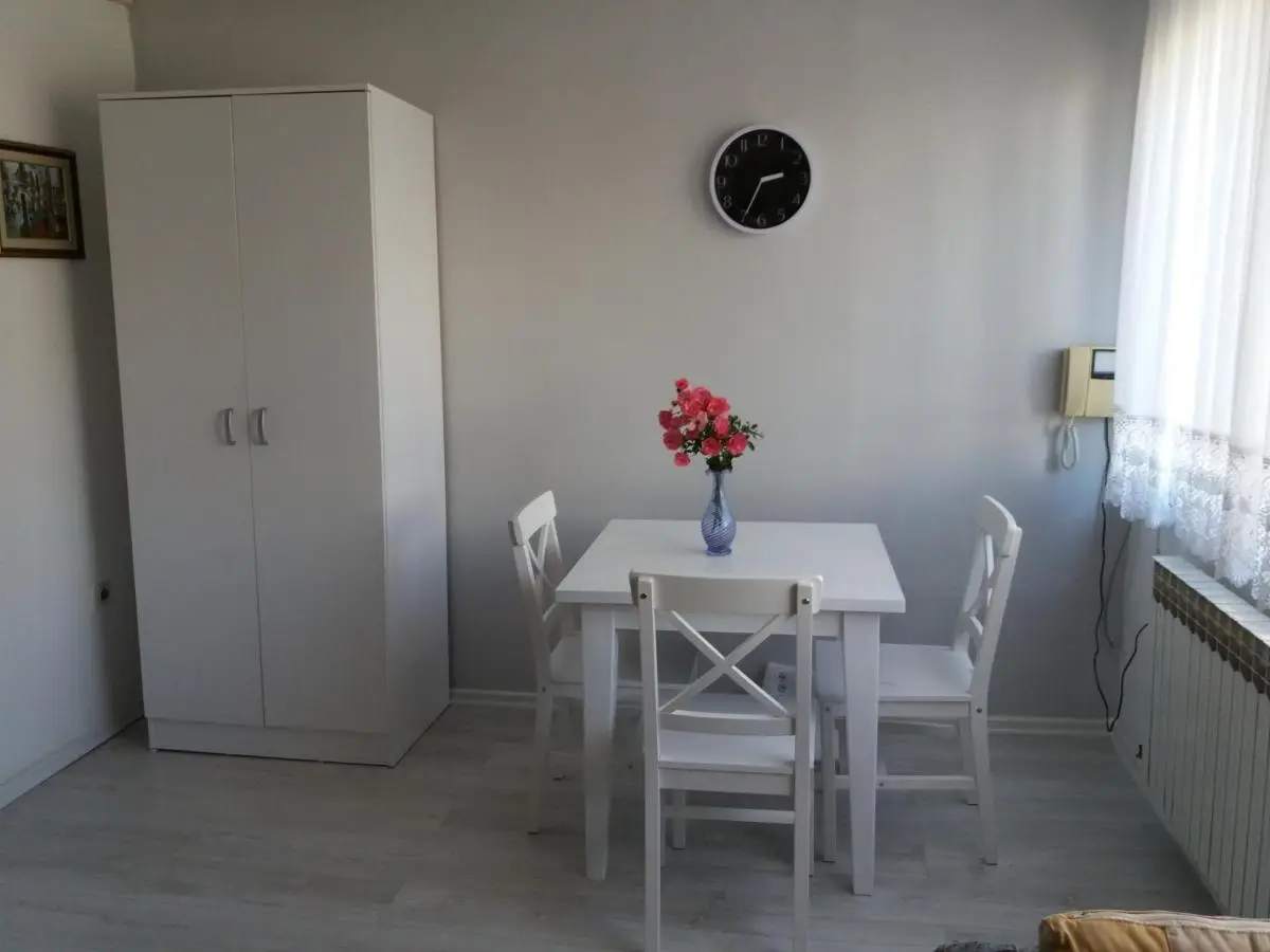 apartman "MIMO 1"