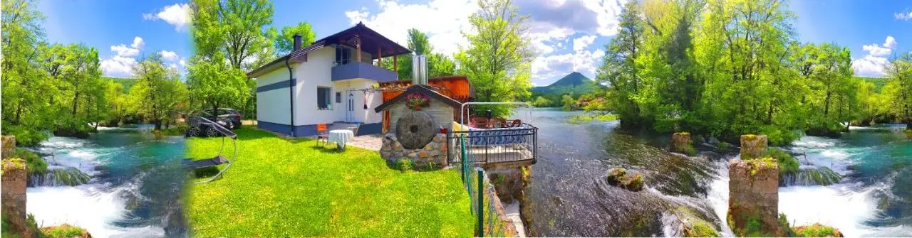 Hotri House On The River Island