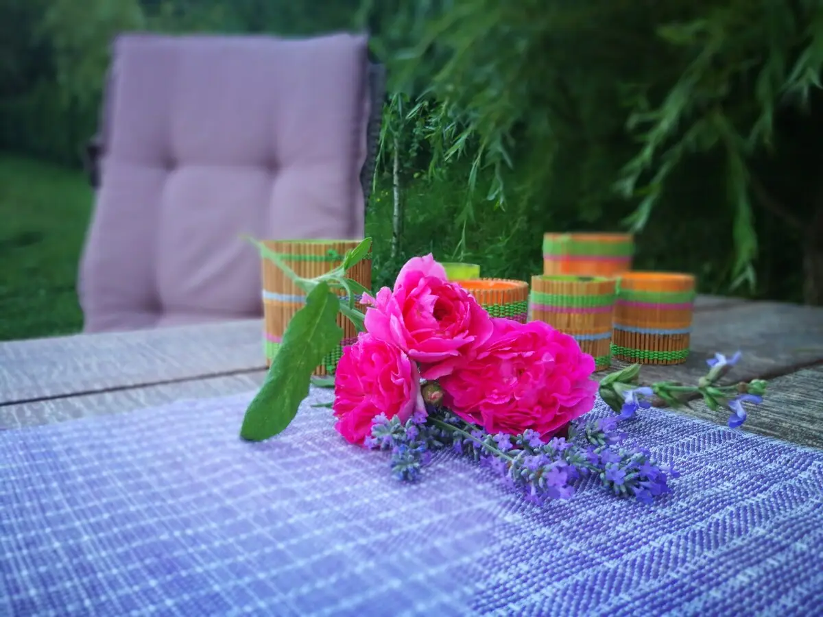 Green Idylle-PYramide View