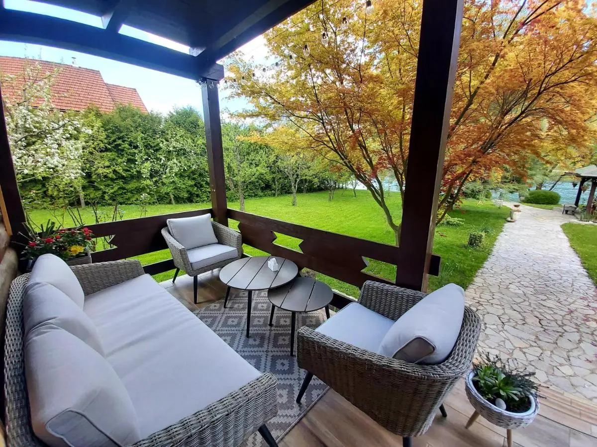 Holiday House Bella